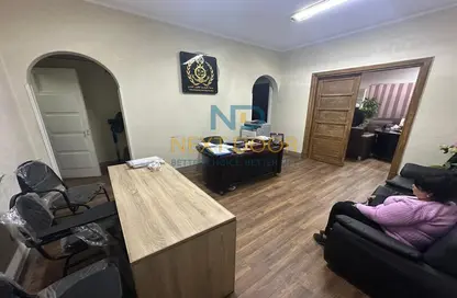 Apartment - 2 Bedrooms - 2 Bathrooms for sale in Trivium Square - North Teseen St. - The 5th Settlement - New Cairo City - Cairo