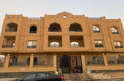 Apartment - 3 Bedrooms - 2 Bathrooms for sale in El Koronfel - The 5th Settlement - New Cairo City - Cairo