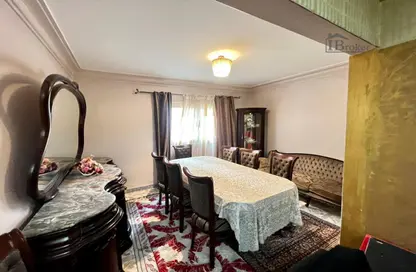 Apartment - 3 Bedrooms - 2 Bathrooms for sale in Kamal Eldin Salah St. - Smouha - Hay Sharq - Alexandria