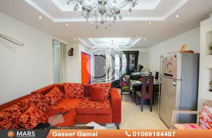 Apartment - 2 Bedrooms - 2 Bathrooms for sale in Al Malek St. - El Montazah - Hay Than El Montazah - Alexandria