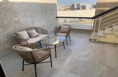 Penthouse - 3 Bedrooms - 3 Bathrooms for rent in New Giza - Cairo Alexandria Desert Road - 6 October City - Giza