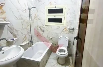 Apartment - 2 Bedrooms - 1 Bathroom for rent in Khaled Ibn Alwaleed St. - Sidi Beshr - Hay Awal El Montazah - Alexandria