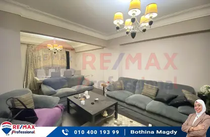 Apartment - 2 Bedrooms - 1 Bathroom for sale in Mohamed Fawzy Moaz St. - Smouha - Hay Sharq - Alexandria