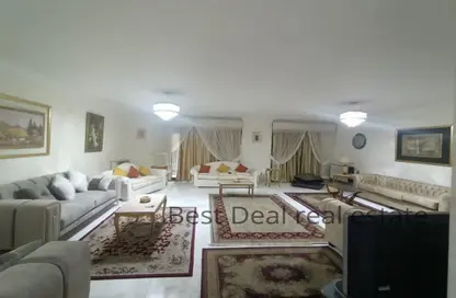 Apartment - 3 Bedrooms - 3 Bathrooms for sale in Mohi Al Din Abou El Ezz St. - Dokki - Giza