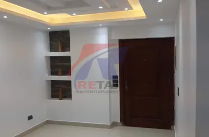 Apartment - 3 Bedrooms - 1 Bathroom for sale in Ahmed Al Zomor St. - 9th Zone - Nasr City - Cairo