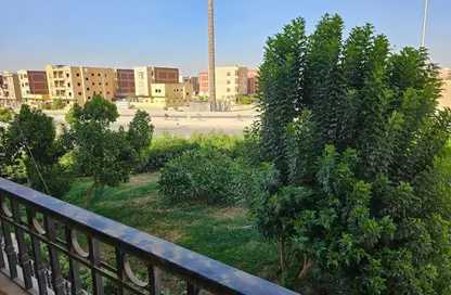 Apartment - 3 Bedrooms - 2 Bathrooms for rent in 2nd Area - Shorouk City - Cairo