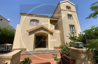 Villa - 4 Bedrooms - 3 Bathrooms for rent in Madinaty - Cairo