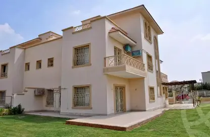 Twin House - 4 Bedrooms - 4 Bathrooms for sale in Greens - 6th District - Sheikh Zayed City - Giza