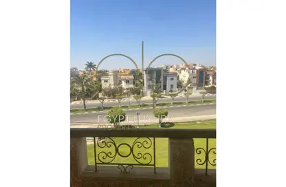 Apartment - 2 Bedrooms - 2 Bathrooms for sale in Beverly Hills Road - 17th District - Sheikh Zayed City - Giza