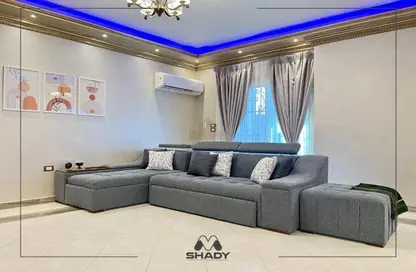 Apartment - 3 Bedrooms - 3 Bathrooms for rent in East The Academy - New Cairo City - Cairo