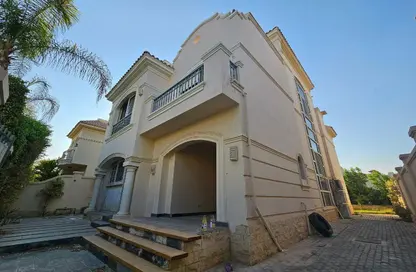 Villa - 2 Bedrooms - 4 Bathrooms for rent in El Shorouk Compounds - Shorouk City - Cairo