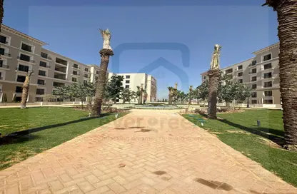 Apartment - 3 Bedrooms - 3 Bathrooms for sale in Village Views - Zed Towers - Sheikh Zayed Compounds - Sheikh Zayed City - Giza