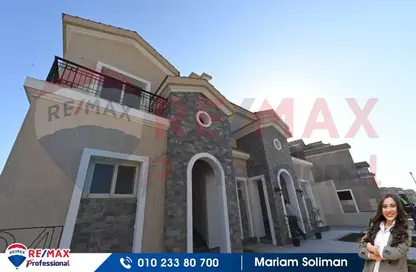 Villa - 7 Bedrooms - 7 Bathrooms for sale in Vee Sawari - Waterfront - Sawary - Alexandria Compounds - Alexandria