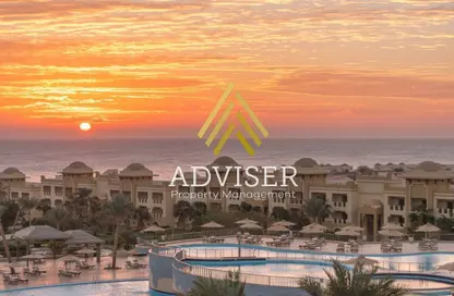 Chalet - 3 Bedrooms - 5 Bathrooms for sale in Makadi Resort - Makadi - Hurghada - Red Sea