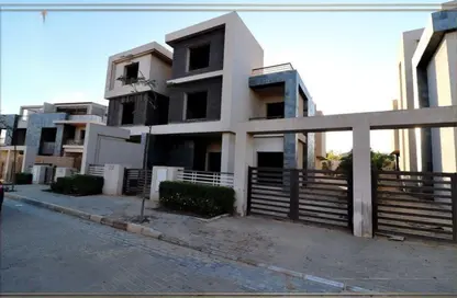 Twin House - 4 Bedrooms - 4 Bathrooms for sale in Al Karma 4 - Sheikh Zayed Compounds - Sheikh Zayed City - Giza