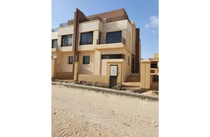 Twin House - 3 Bedrooms - 4 Bathrooms for sale in Alma - 2nd District - Sheikh Zayed City - Giza