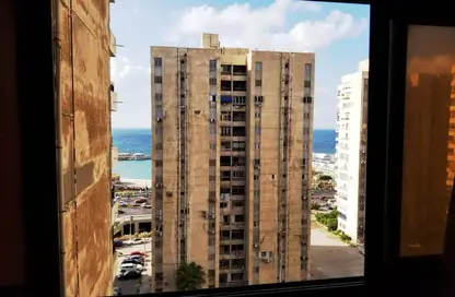 Apartment - 2 Bedrooms - 1 Bathroom for rent in Roushdy - Hay Sharq - Alexandria