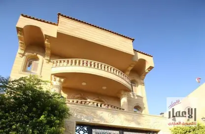 Villa - 6 Bedrooms - 6 Bathrooms for sale in Al Hekma St. - Sheikh Zayed City - Giza