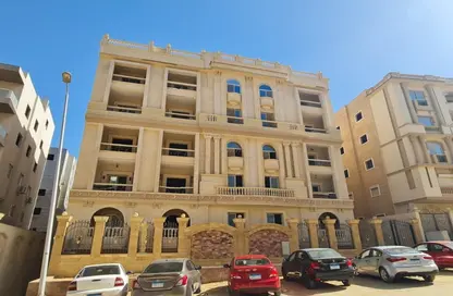 Apartment - 3 Bedrooms - 1 Bathroom for sale in North Lotus - El Lotus - New Cairo City - Cairo