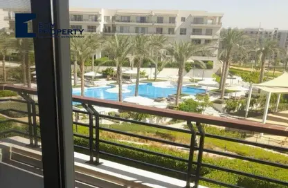 Apartment - 3 Bedrooms - 2 Bathrooms for sale in Uptown Cairo Road - Al Abageyah - El Khalifa - Cairo