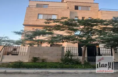 Apartment - 5 Bedrooms - 2 Bathrooms for rent in West Somid Road - West Somid - 6 October City - Giza