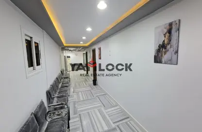 Half Floor - Studio - 7 Bathrooms for sale in Ahmed Abd Al Maksoud St. - Al Hadaba Al Olya - Mokattam - Cairo