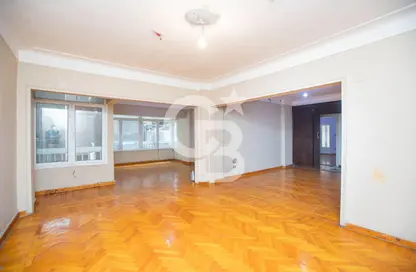 Apartment - 3 Bedrooms - 1 Bathroom for sale in Nouran St. - Roushdy - Hay Sharq - Alexandria