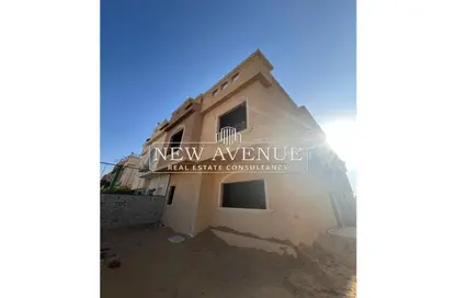 Townhouse - 4 Bedrooms - 3 Bathrooms for sale in Katameya Gardens - El Katameya Compounds - El Katameya - New Cairo City - Cairo