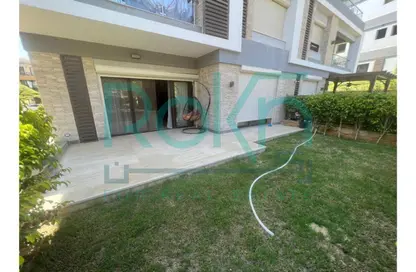 Apartment - 3 Bedrooms - 3 Bathrooms for sale in Beverly Hills Road - 17th District - Sheikh Zayed City - Giza