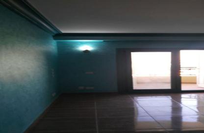 Apartment - 3 Bedrooms - 2 Bathrooms for sale in Al Gazaer St. - New Maadi Extension - Hay El Maadi - Cairo