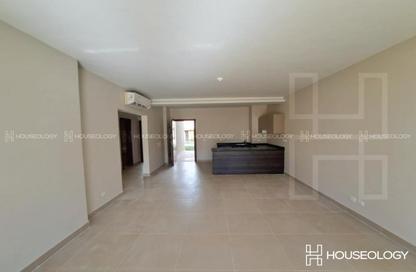 Chalet - 2 Bedrooms - 2 Bathrooms for sale in Azha - Al Ain Al Sokhna - Suez