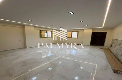 Apartment - 3 Bedrooms - 3 Bathrooms for sale in 3rd District - 6 October City - Giza