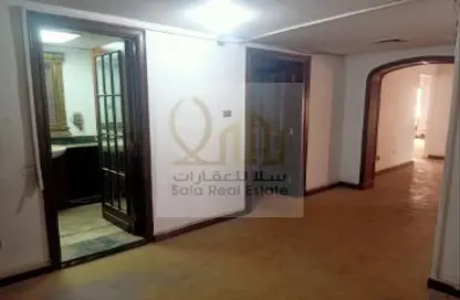 Apartment - 4 Bedrooms - 4 Bathrooms for sale in Nile St. - Dokki - Giza