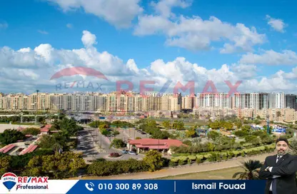 Apartment - 4 Bedrooms - 3 Bathrooms for sale in 14th of May Bridge - Smouha - Hay Sharq - Alexandria