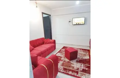 Apartment - 3 Bedrooms - 1 Bathroom for rent in Garden City - Cairo