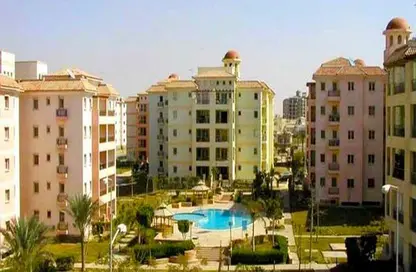 Apartment - 2 Bedrooms - 2 Bathrooms for sale in Dream Land St. - Dream Land - Al Wahat Road - 6 October City - Giza