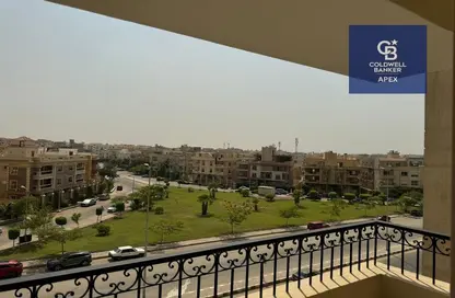 Apartment - 3 Bedrooms - 2 Bathrooms for rent in Farid Al Atrash St. - The 1st Settlement - New Cairo City - Cairo