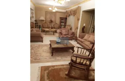 Apartment - 3 Bedrooms - 2 Bathrooms for sale in Al Nasr Road - 1st Zone - Nasr City - Cairo