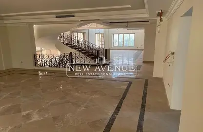 Villa - 6 Bedrooms - 4 Bathrooms for sale in French University Square - City Center 1 - Shorouk City - Cairo