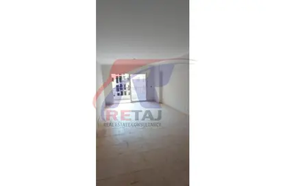 Apartment - 2 Bedrooms - 2 Bathrooms for sale in Capital East - Nasr City Compounds - Nasr City - Cairo