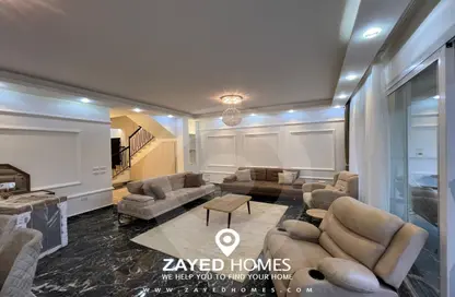 Townhouse - 4 Bedrooms - 5 Bathrooms for rent in Westown - Sheikh Zayed Compounds - Sheikh Zayed City - Giza