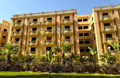 Apartment - 2 Bedrooms - 2 Bathrooms for sale in Al Ashrafiya - North Investors Area - New Cairo City - Cairo