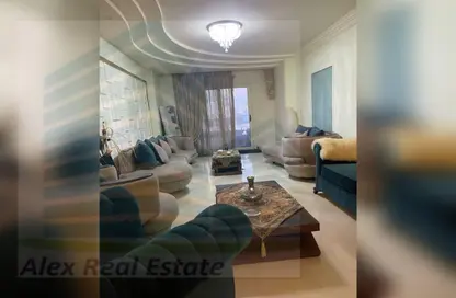 Apartment - 3 Bedrooms - 3 Bathrooms for rent in Mohamed Fawzy Moaz St. - Smouha - Hay Sharq - Alexandria