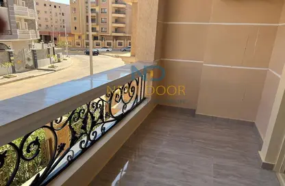 Apartment - 3 Bedrooms - 2 Bathrooms for rent in South Lotus - El Lotus - New Cairo City - Cairo