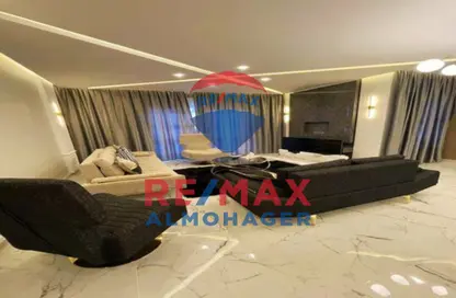 Duplex - 3 Bedrooms - 3 Bathrooms for sale in Casa - Sheikh Zayed Compounds - Sheikh Zayed City - Giza