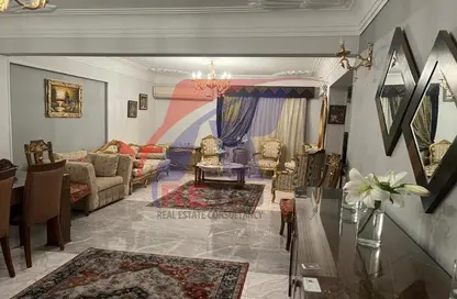 Apartment - 3 Bedrooms - 2 Bathrooms for sale in Nagaty Serag St. - 8th Zone - Nasr City - Cairo