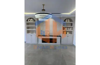 Apartment - 4 Bedrooms - 5 Bathrooms for sale in Al Rehab - New Cairo City - Cairo