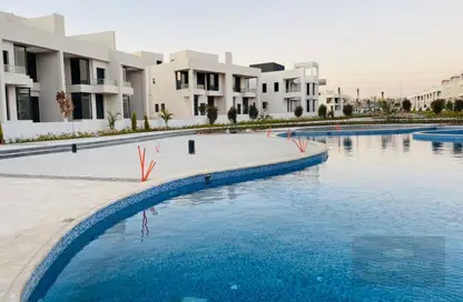 Townhouse - 5 Bedrooms - 4 Bathrooms for sale in El Patio Vera - Sheikh Zayed Compounds - Sheikh Zayed City - Giza