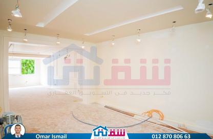 Apartment - 4 Bedrooms - 3 Bathrooms for sale in Kafr Abdo - Roushdy - Hay Sharq - Alexandria