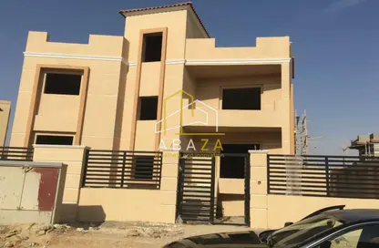 Villa - 7 Bedrooms - 4 Bathrooms for sale in Zeraeyin Compound - 6 October Compounds - 6 October City - Giza